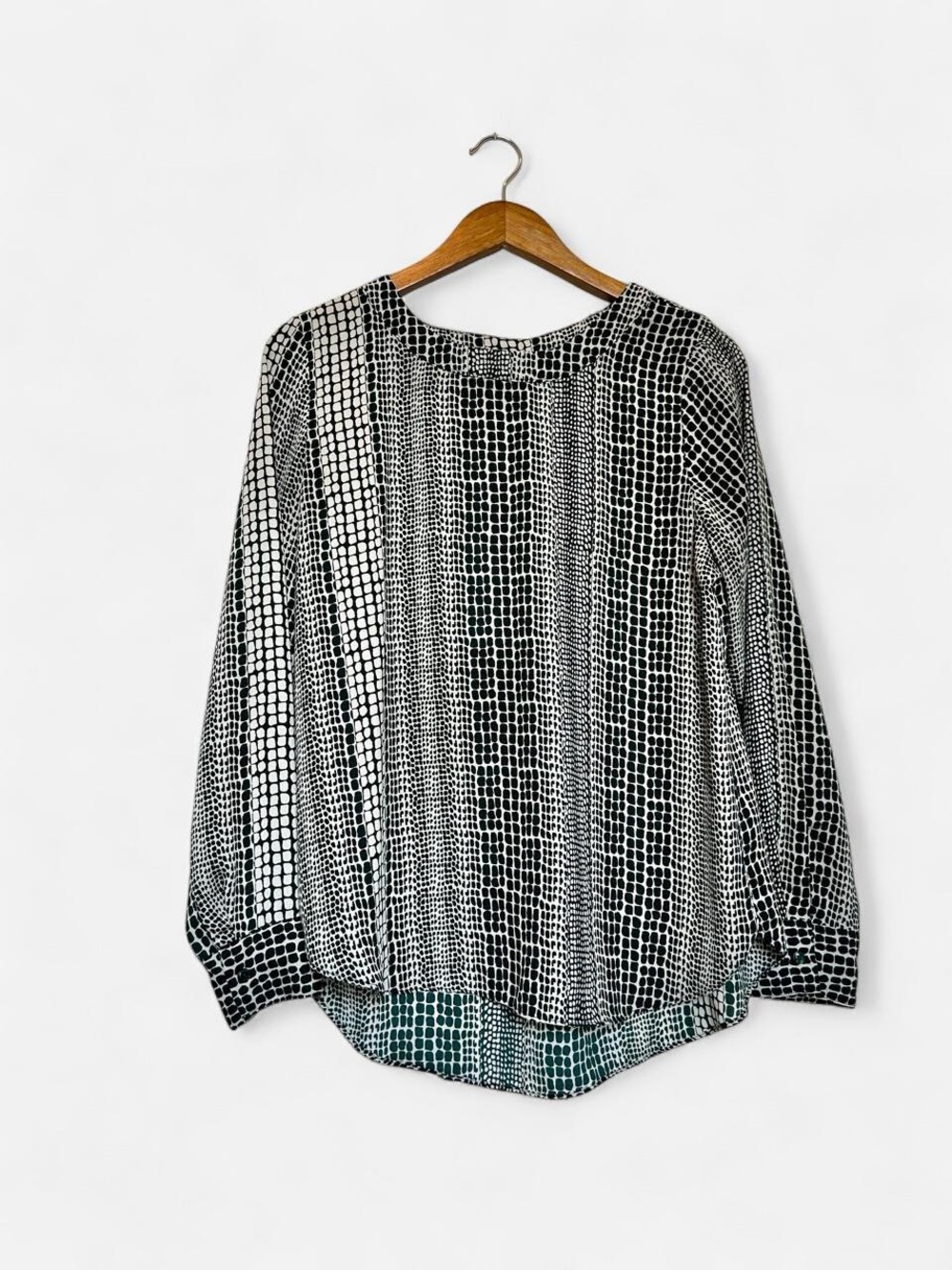 Banana Republic Forest Green and White Patterned Long-Sleeve Blouse